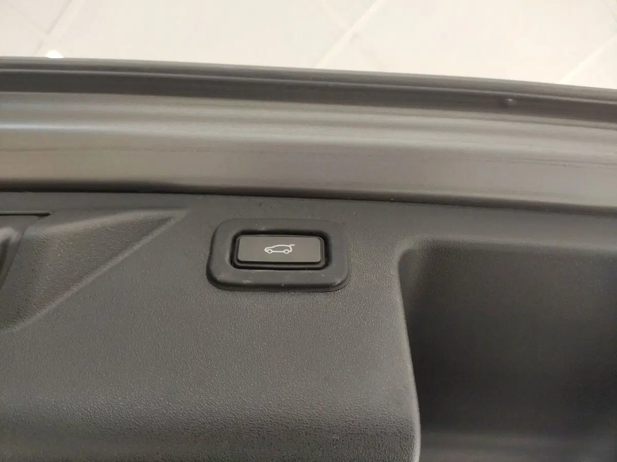 Land Rover Discovery Sport usata a Avellino (15)