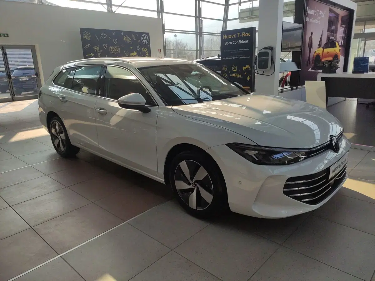 Volkswagen Passat usata a Avellino
