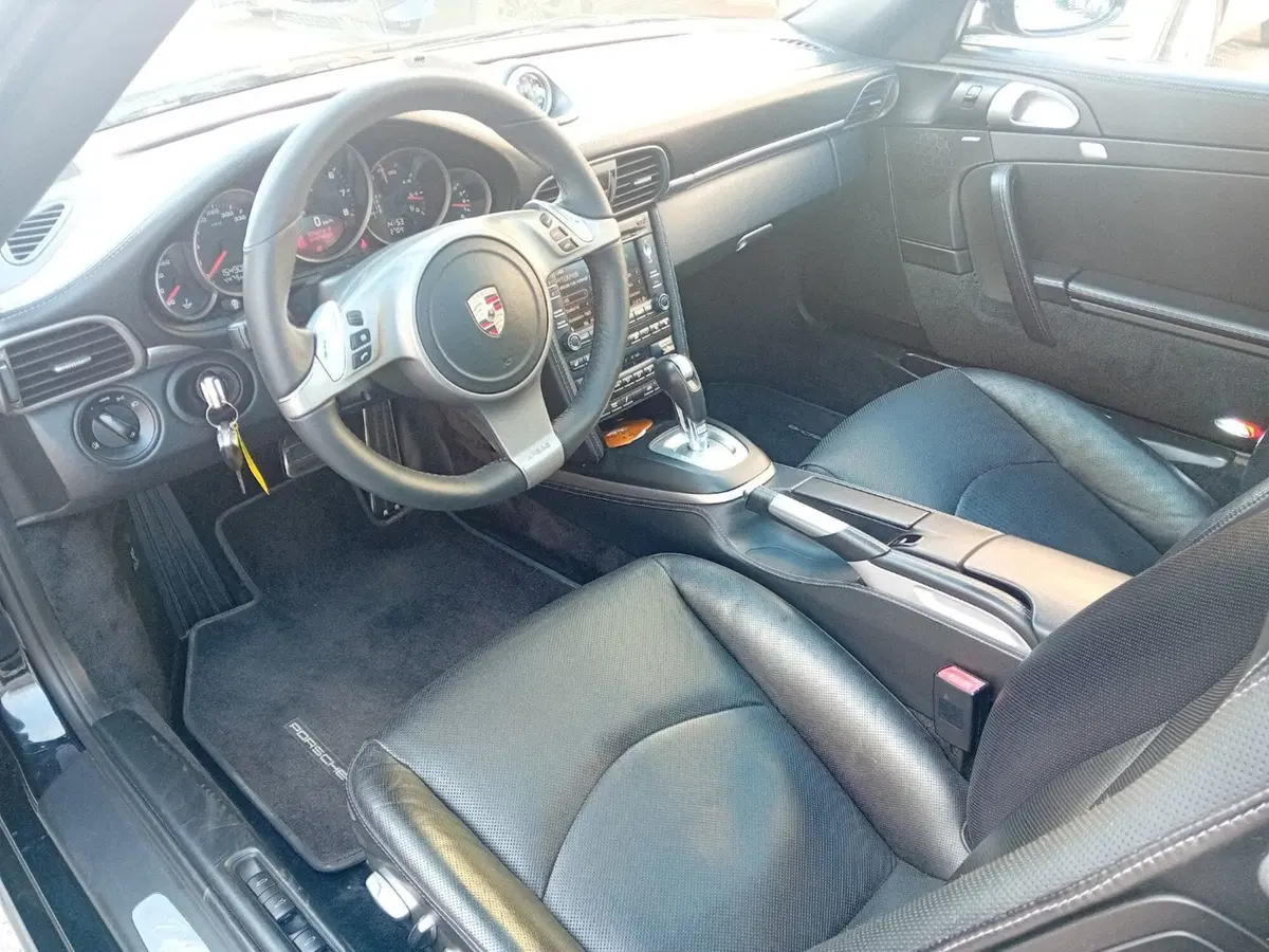 Porsche 911 Cabrio usata a Pordenone (10)