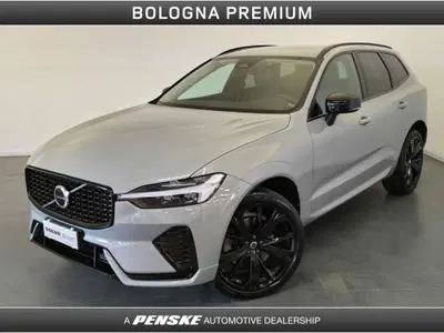Volvo XC60 2.0 b4 Plus Dark auto del 2023 usata a Casalecchio di Reno