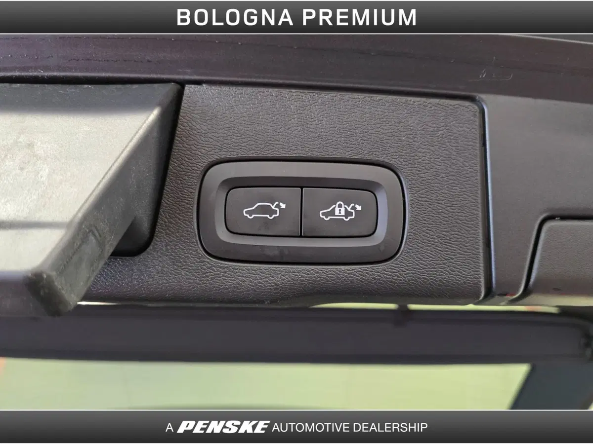 Volvo XC60 usata a Bologna (11)