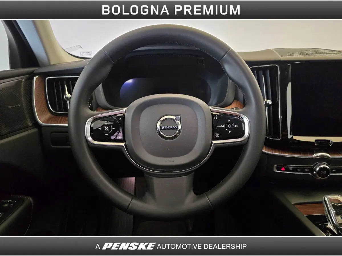 Volvo XC60 usata a Bologna (17)