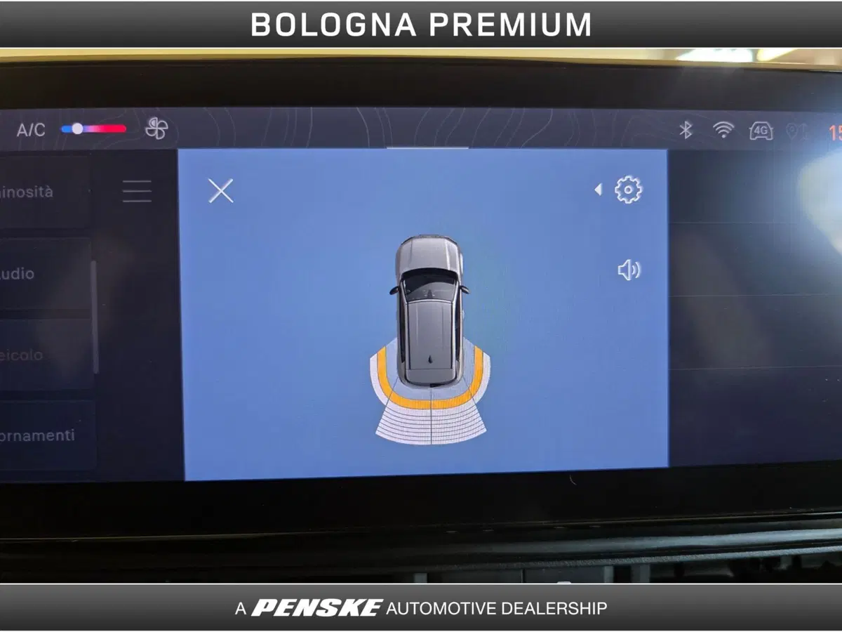 Jeep Avenger usata a Bologna (11)