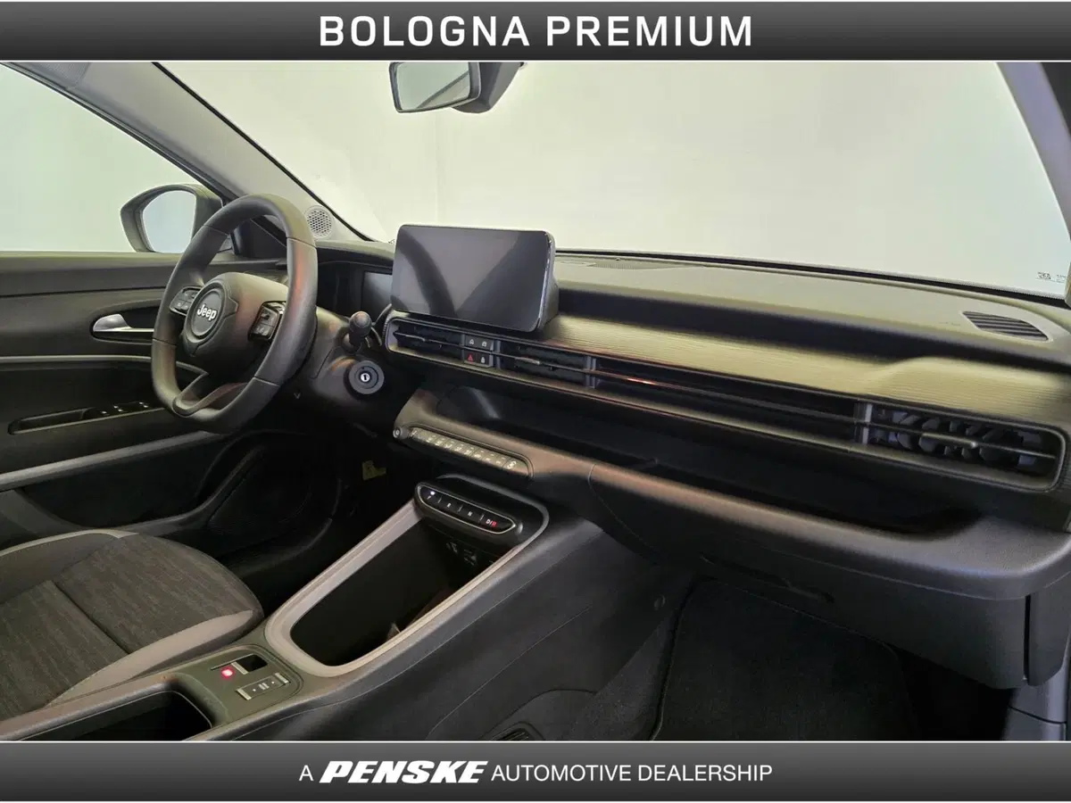 Jeep Avenger usata a Bologna (15)