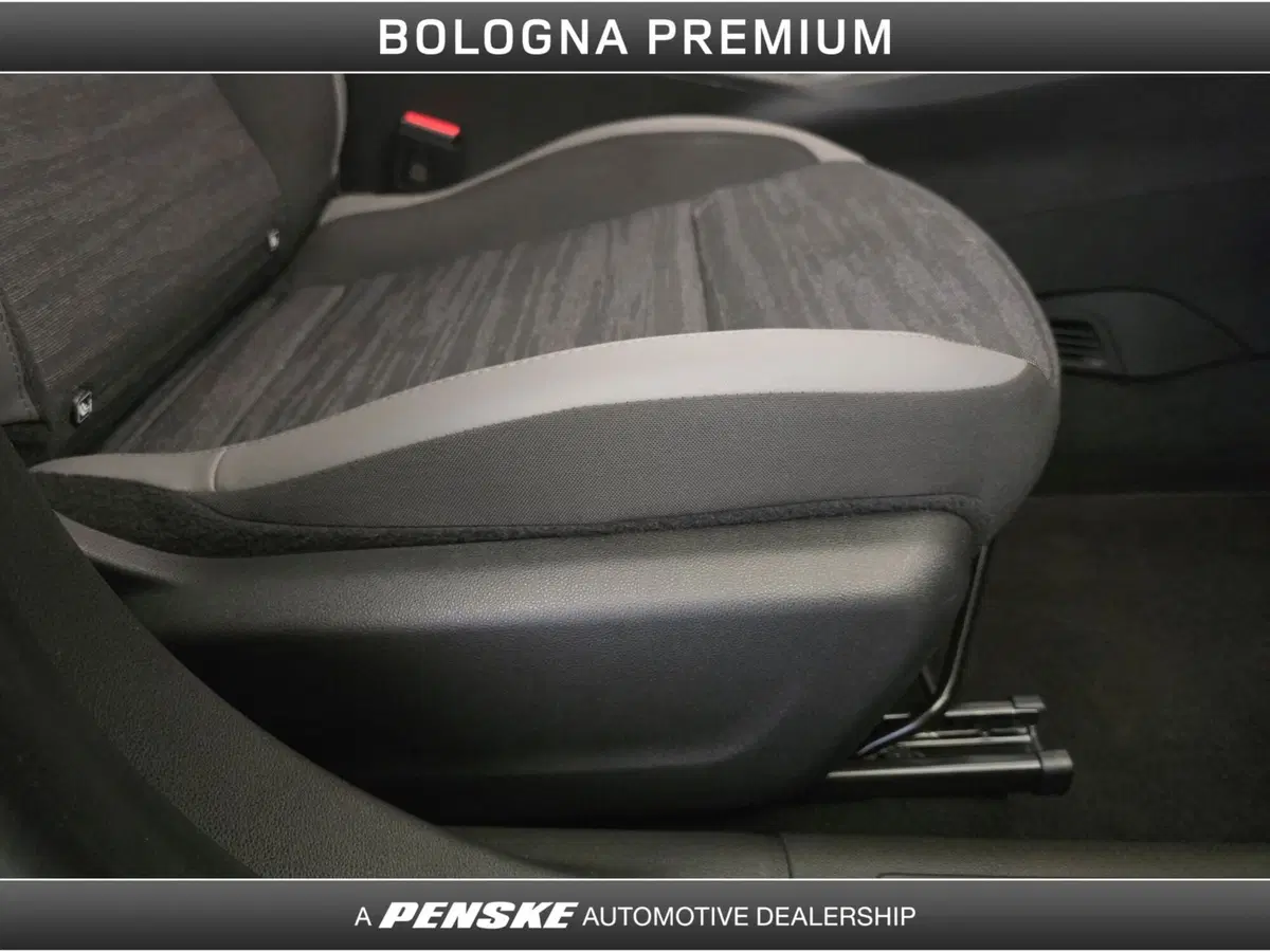 Jeep Avenger usata a Bologna (20)
