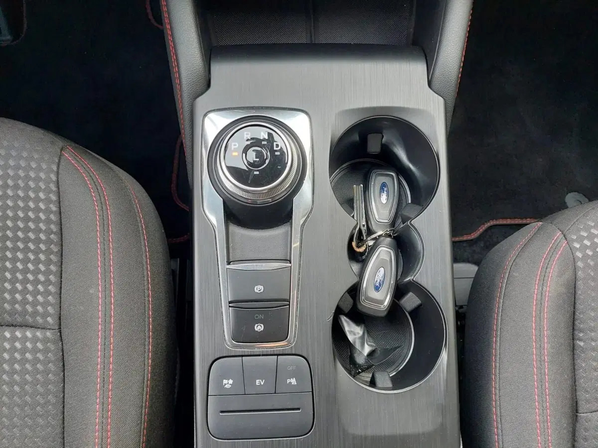 Ford Kuga usata a Treviso (12)