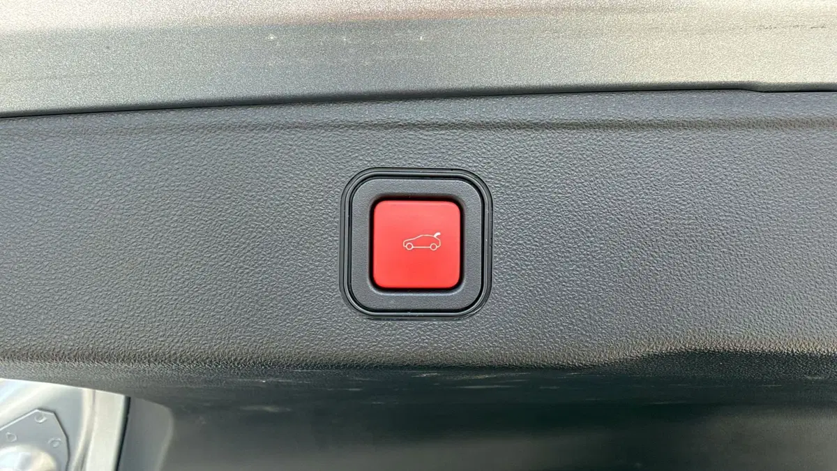 Jeep Avenger usata a Novara (11)