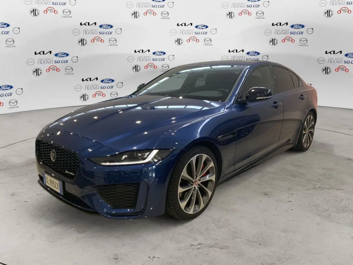 Jaguar XE usata a Vercelli
