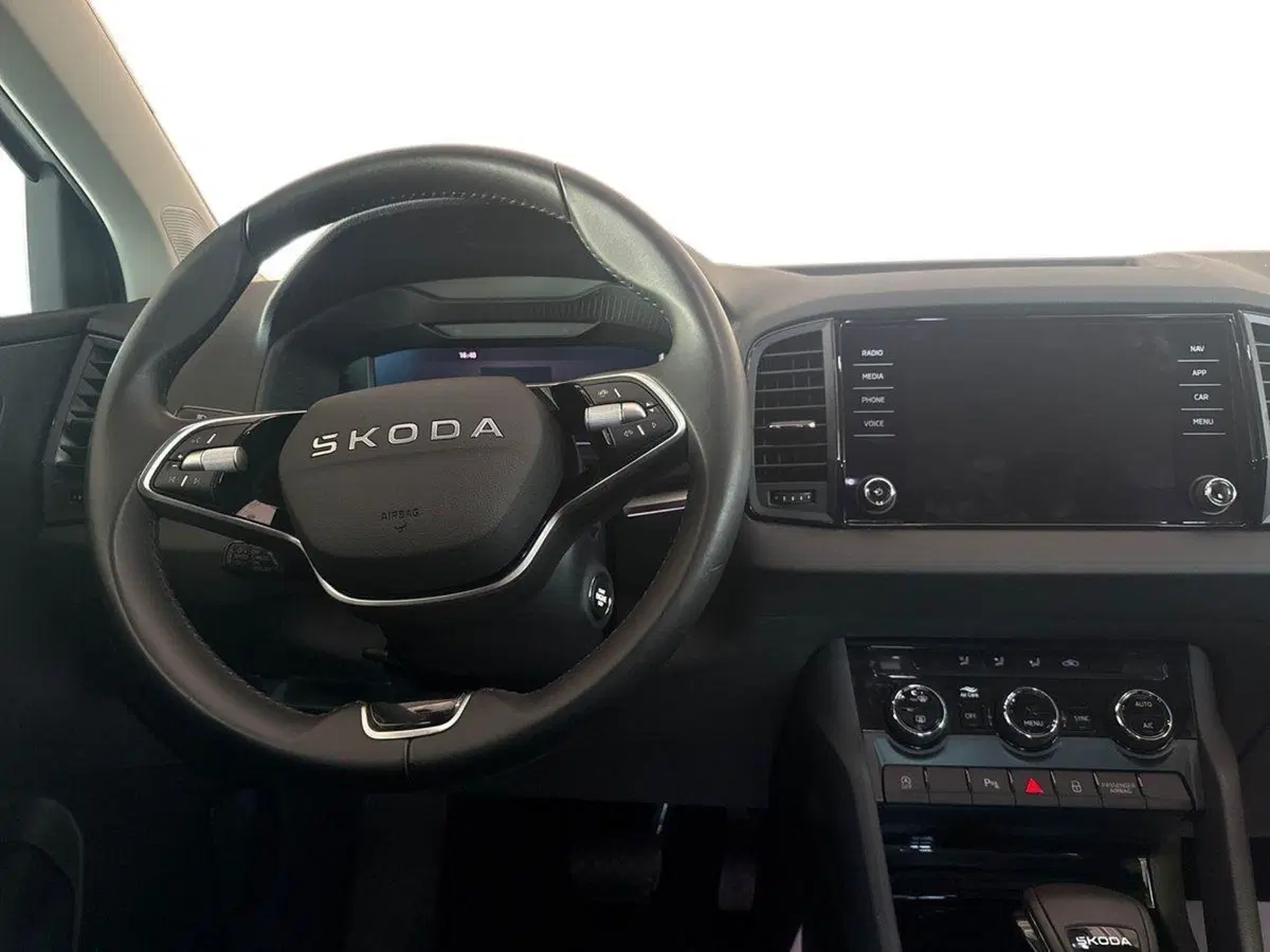 Skoda Karoq usata a Ravenna (10)