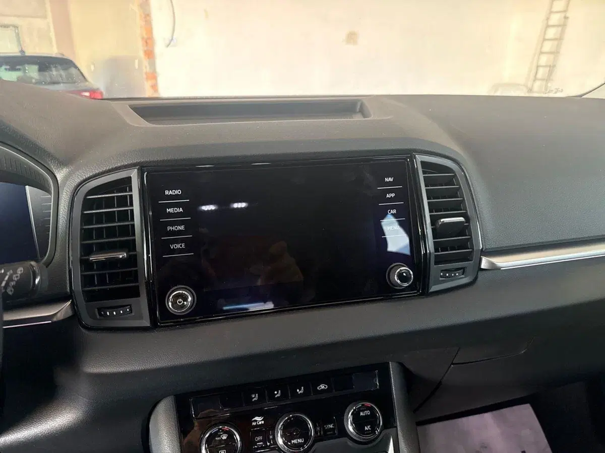 Skoda Karoq usata a Ravenna (12)