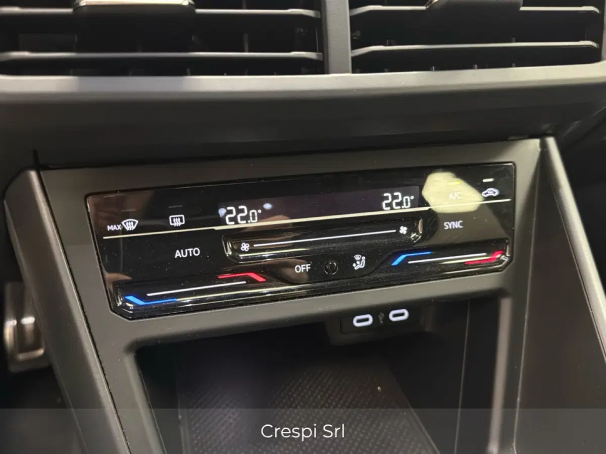 Volkswagen Taigo usata a Varese (18)