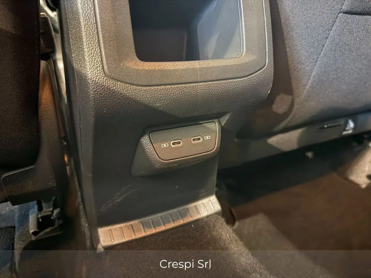 Volkswagen T-Cross usata a Varese (17)