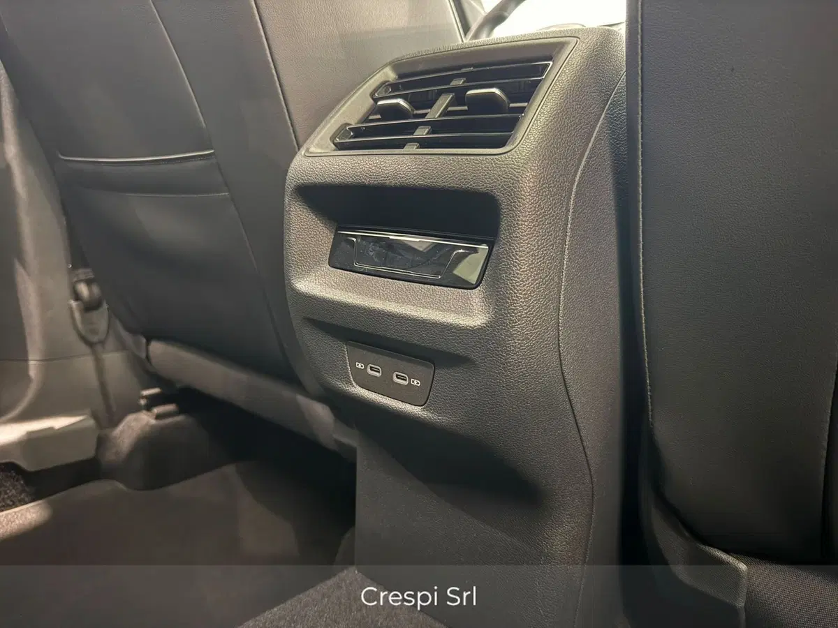Volkswagen T-Cross usata a Varese (18)