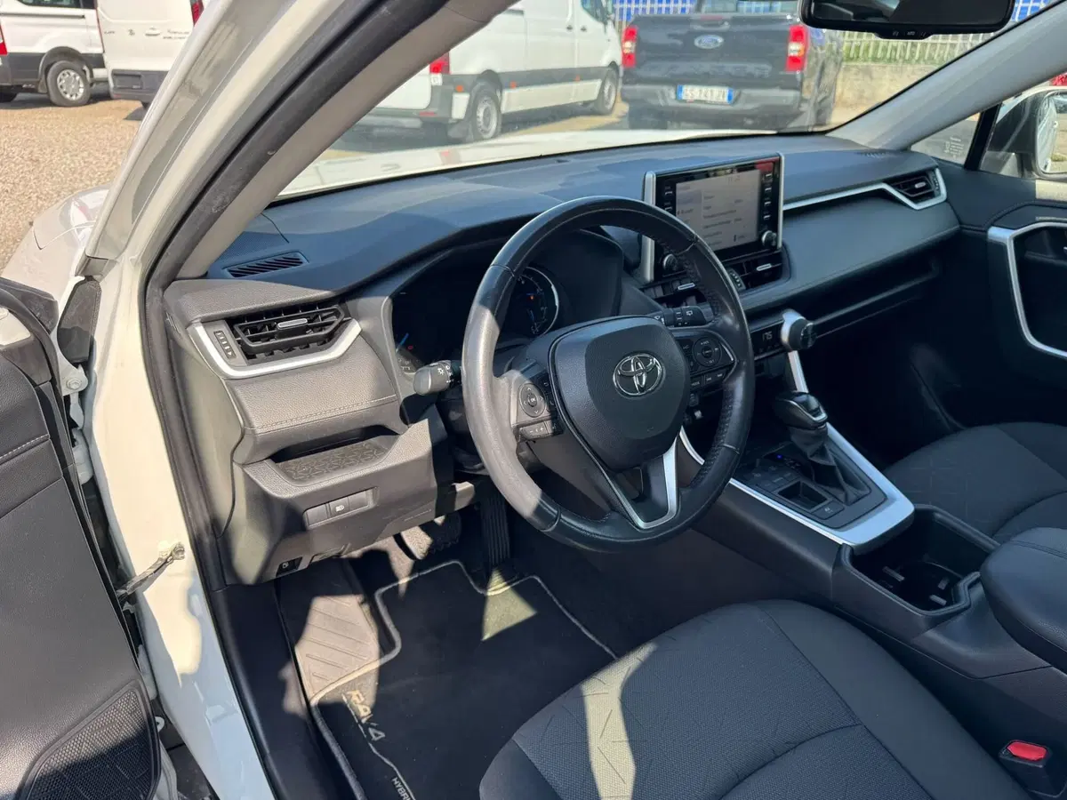 Toyota Rav4 usata a Monza e Brianza (14)