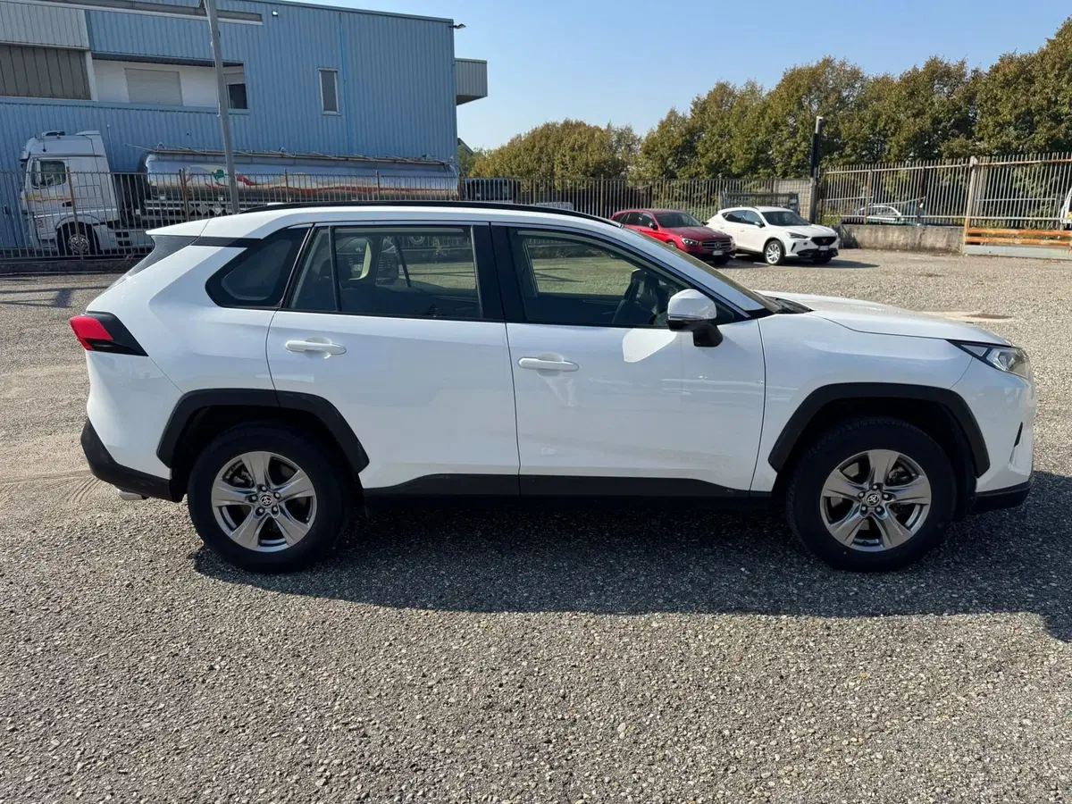 Toyota Rav4 usata a Monza e Brianza (9)