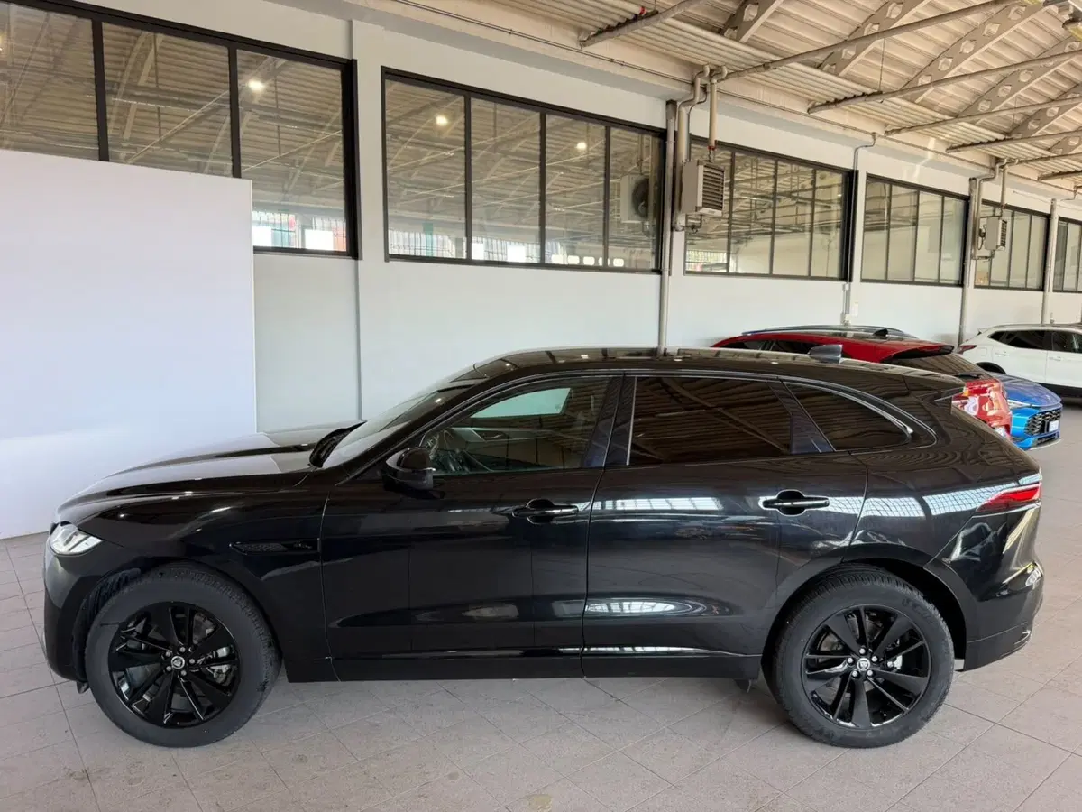 Jaguar F-Pace usata a Monza e Brianza (4)