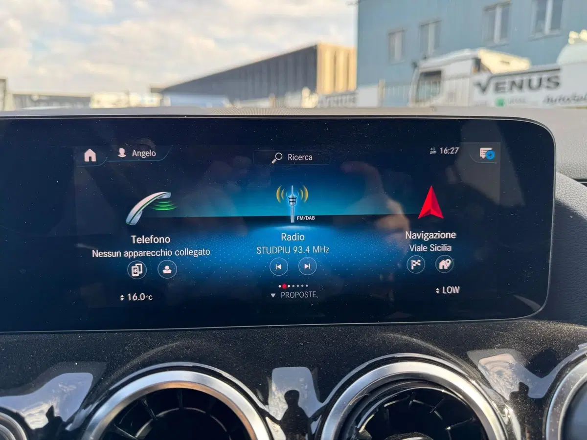 Mercedes-Benz GLA SUV usata a Monza e Brianza (10)