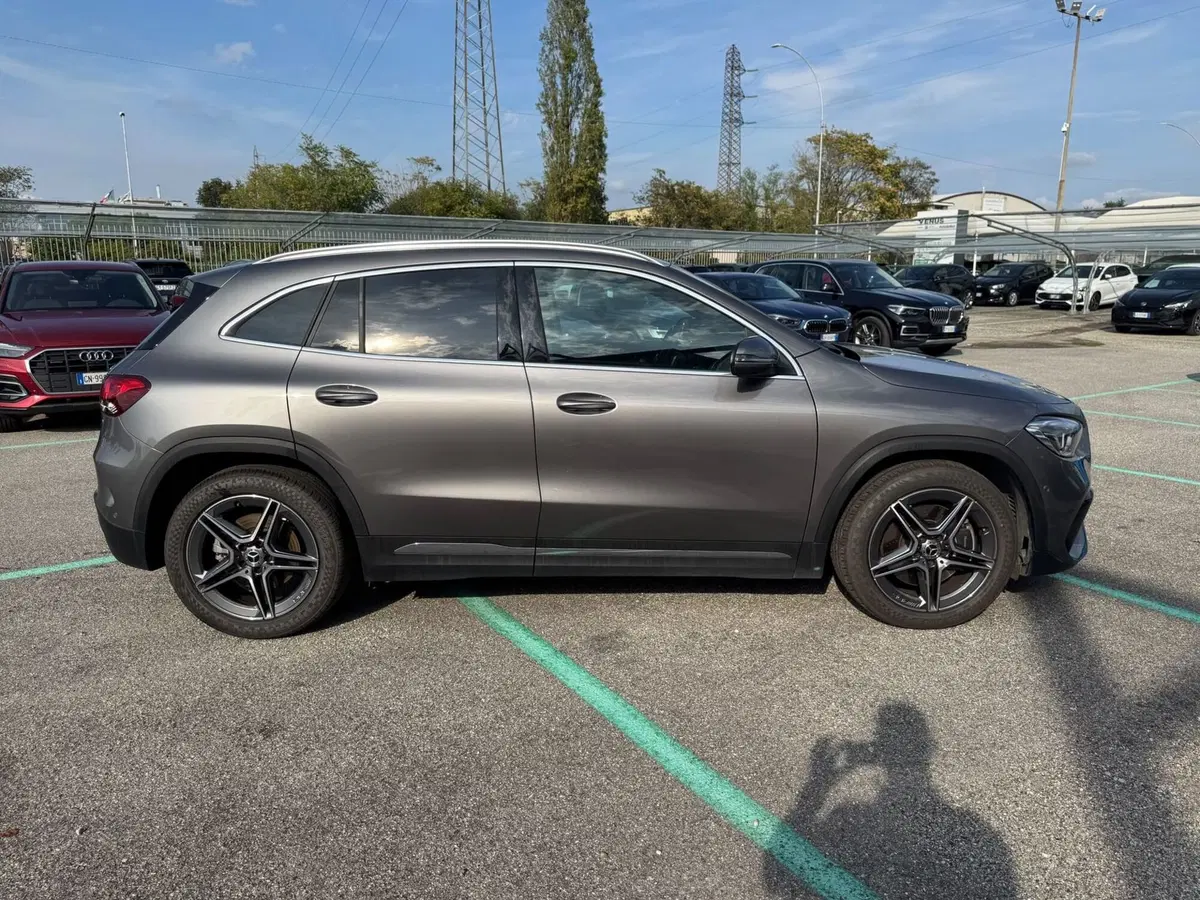 Mercedes-Benz GLA SUV usata a Monza e Brianza (7)