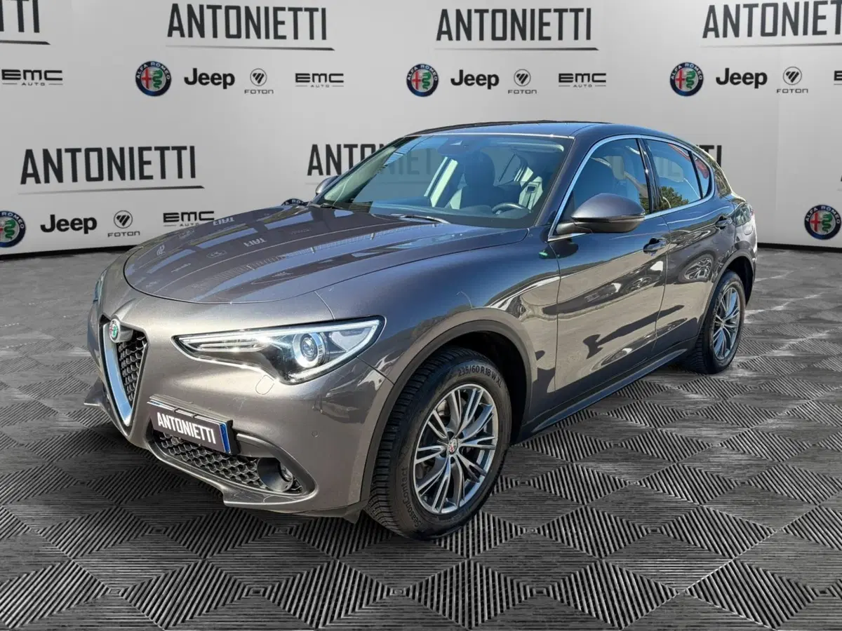 Alfa Romeo Stelvio usata a Ancona