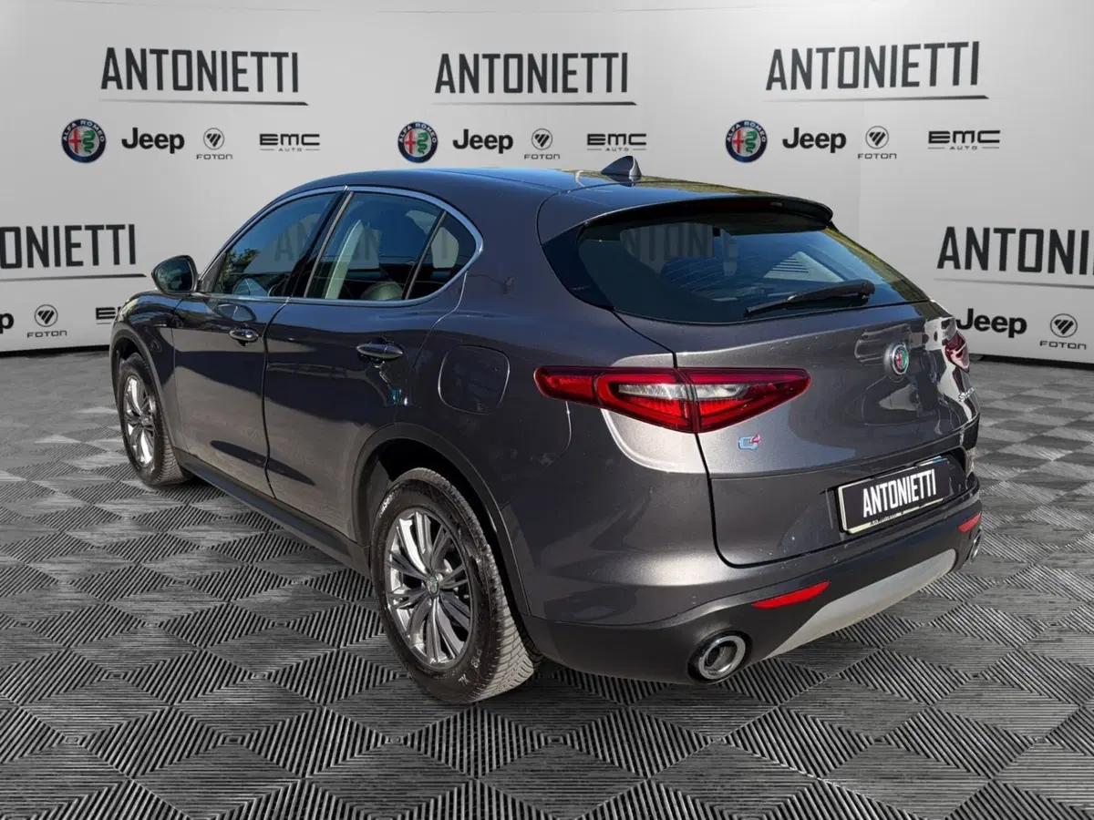Alfa Romeo Stelvio usata a Ancona (7)