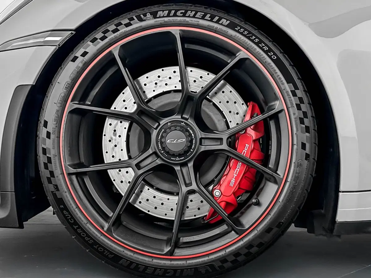 Porsche 911 Coupé usata a Milano (8)