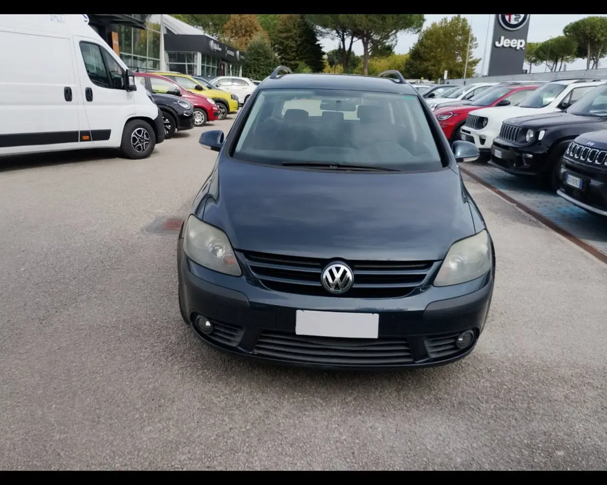 Volkswagen Golf Plus usata a Ravenna (11)