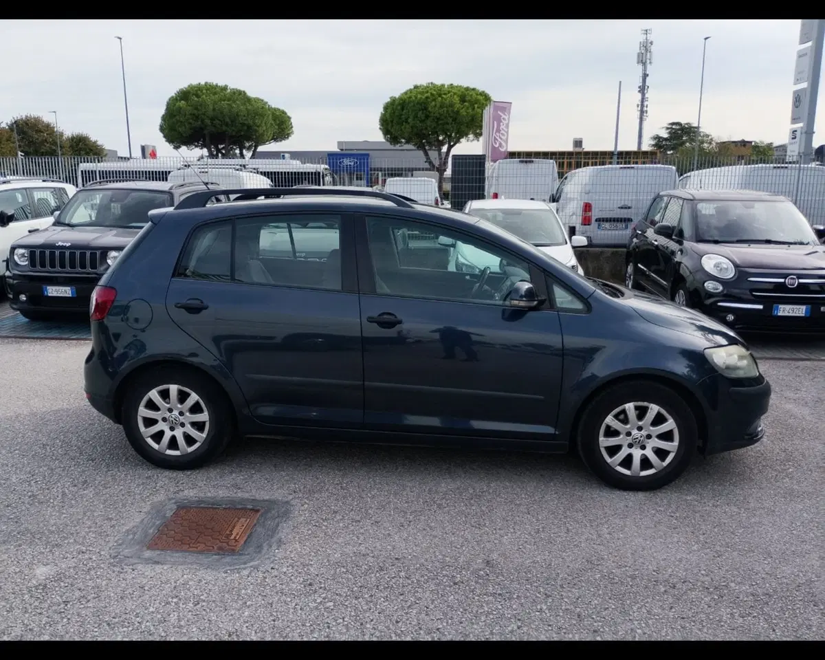 Volkswagen Golf Plus usata a Ravenna (12)