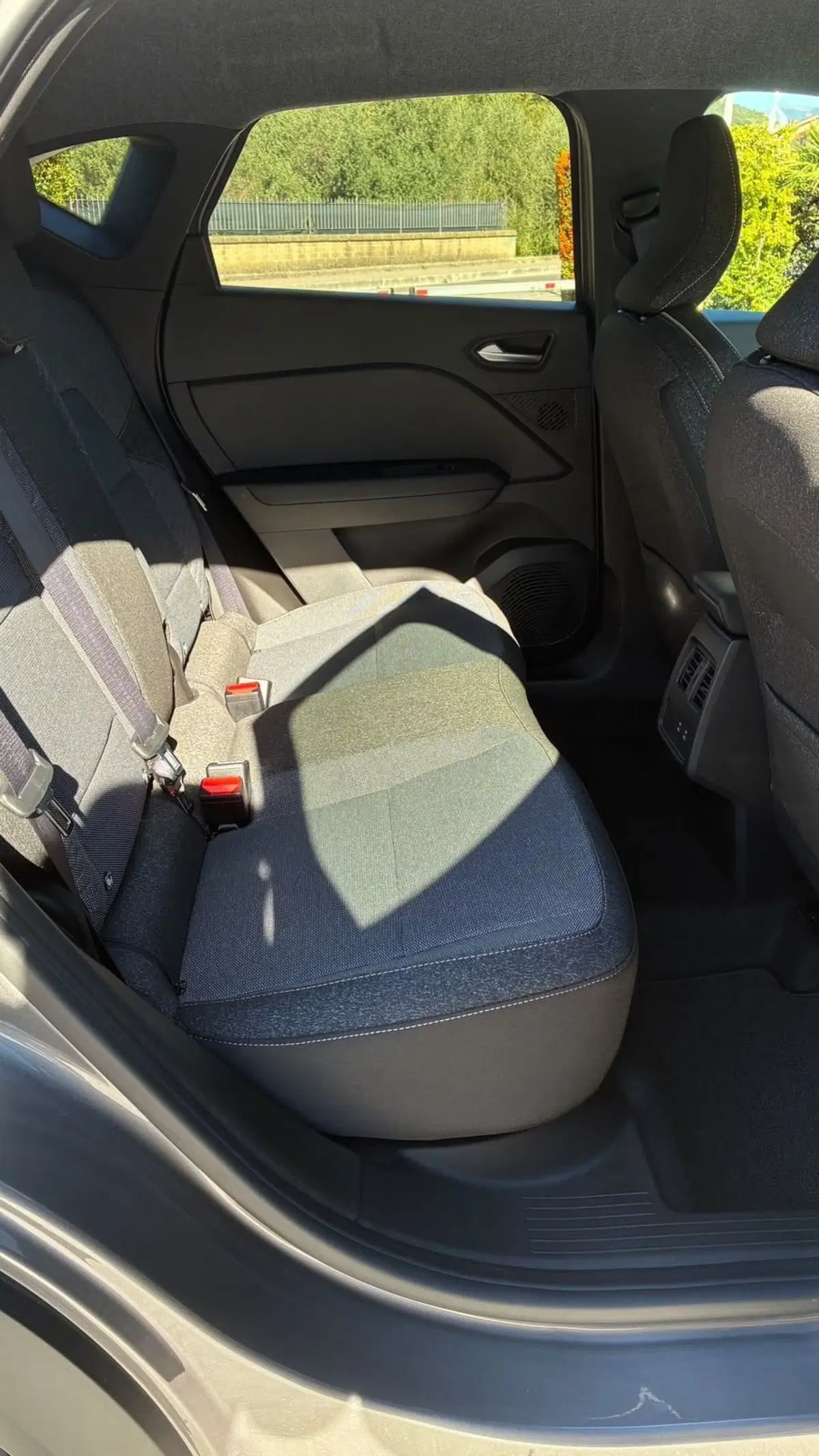 Renault Captur nuova a Frosinone (10)