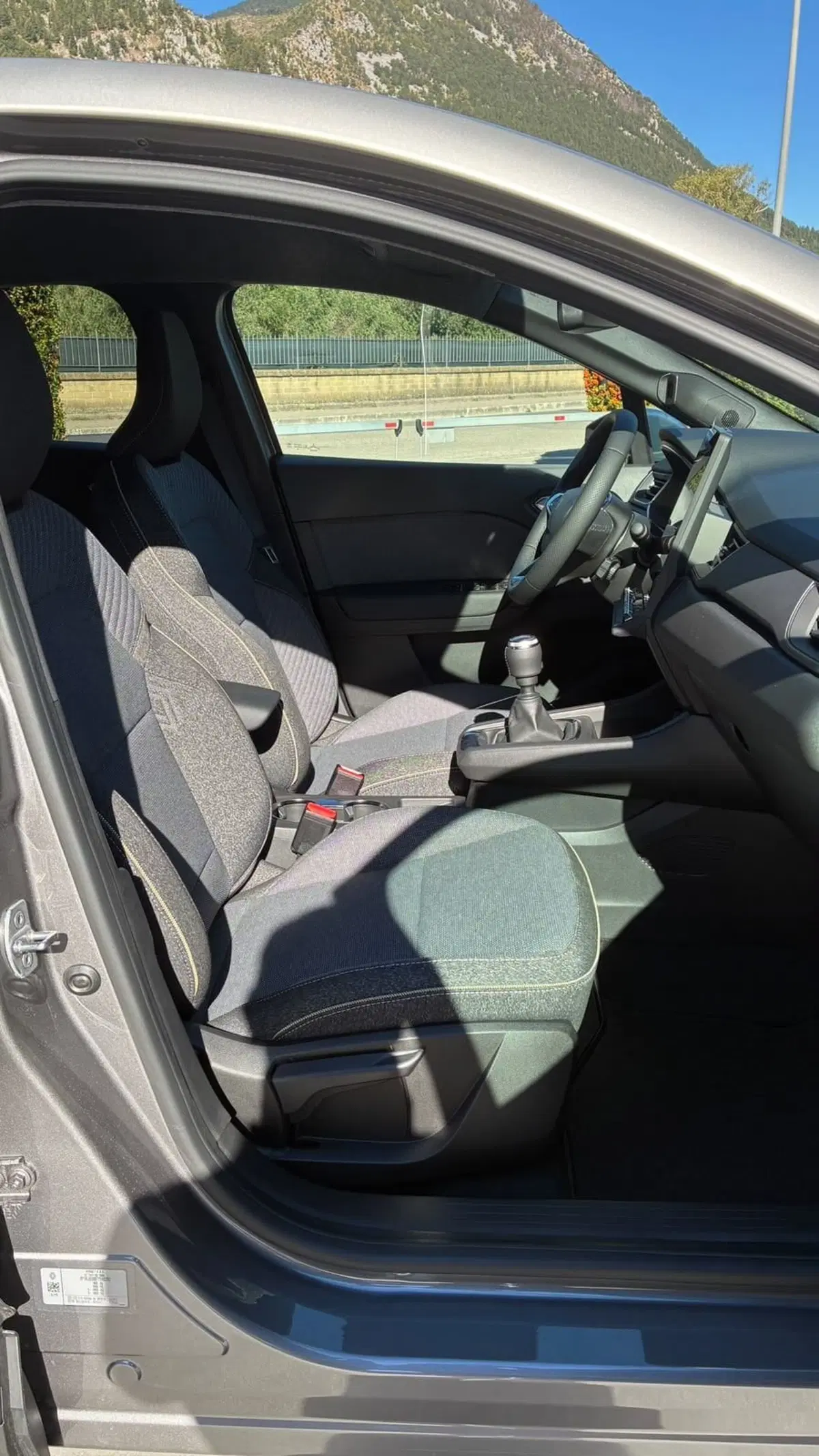 Renault Captur nuova a Frosinone (11)