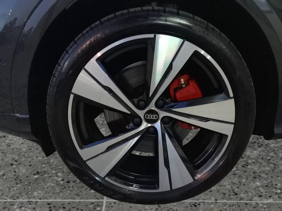 Audi Q5 nuova a Bari (13)