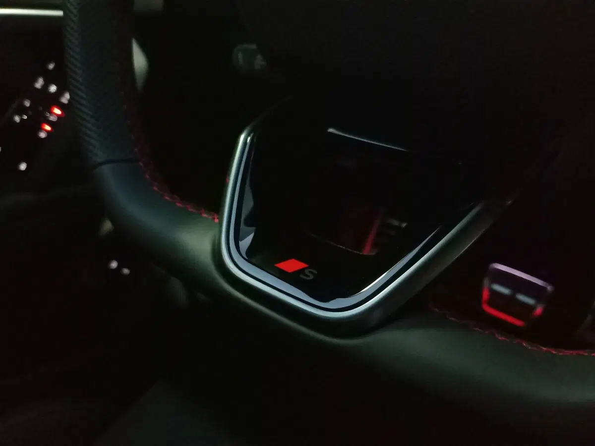 Audi Q5 nuova a Bari (15)