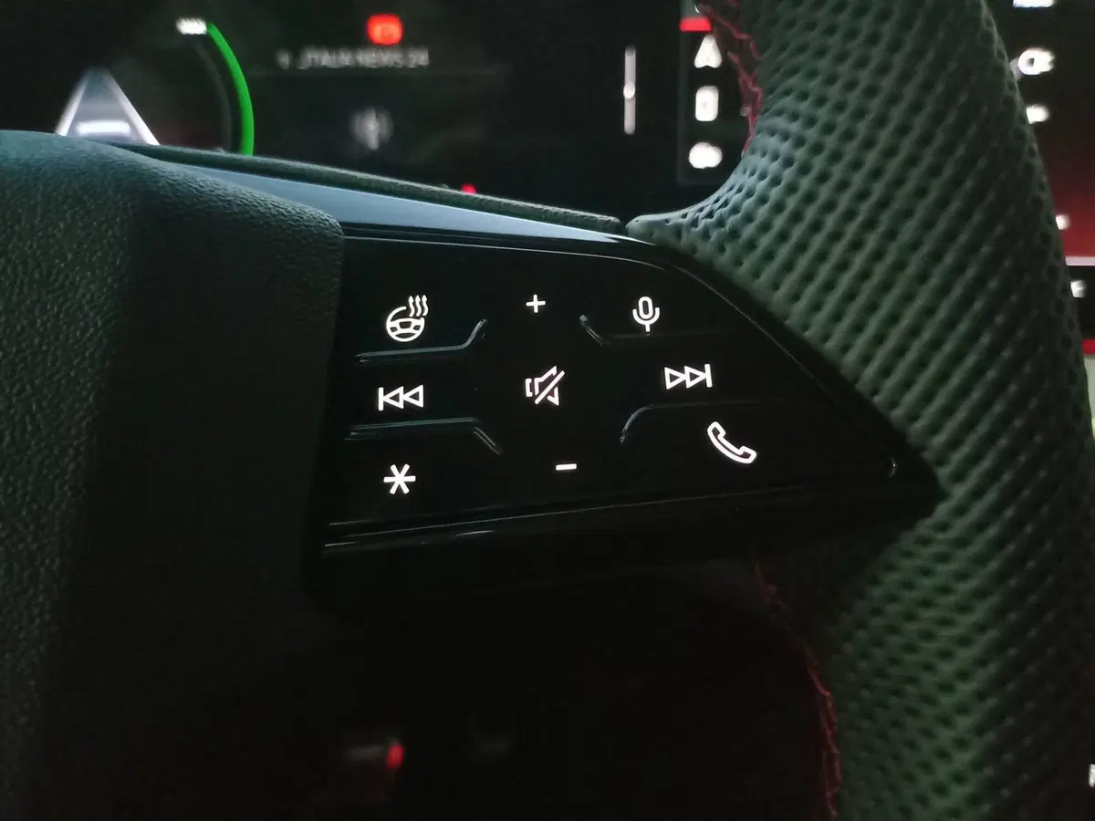 Audi Q5 nuova a Bari (7)