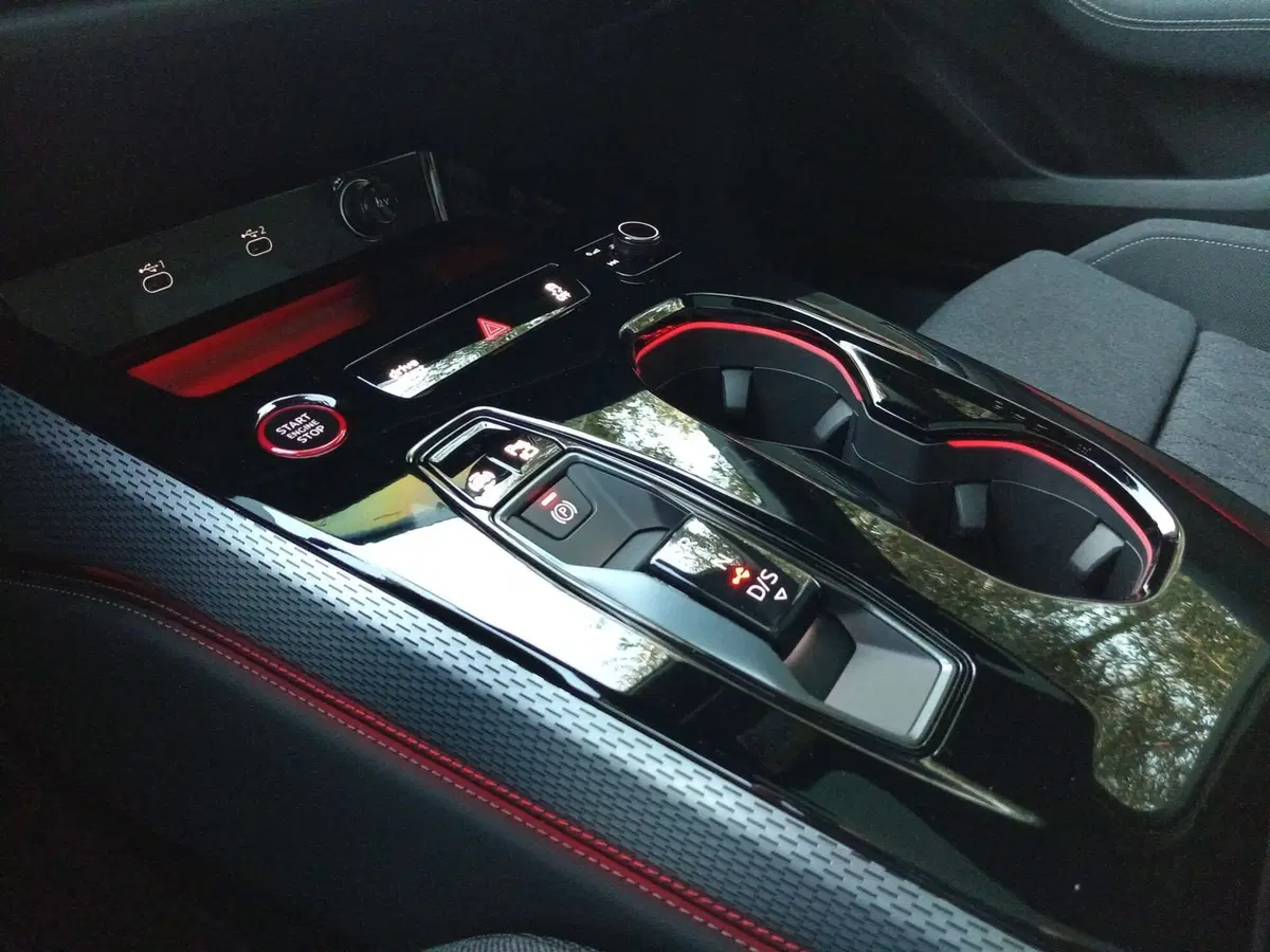 Audi A5 nuova a Bari (8)