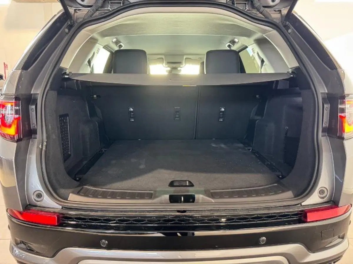 Land Rover Discovery Sport usata a Venezia (14)