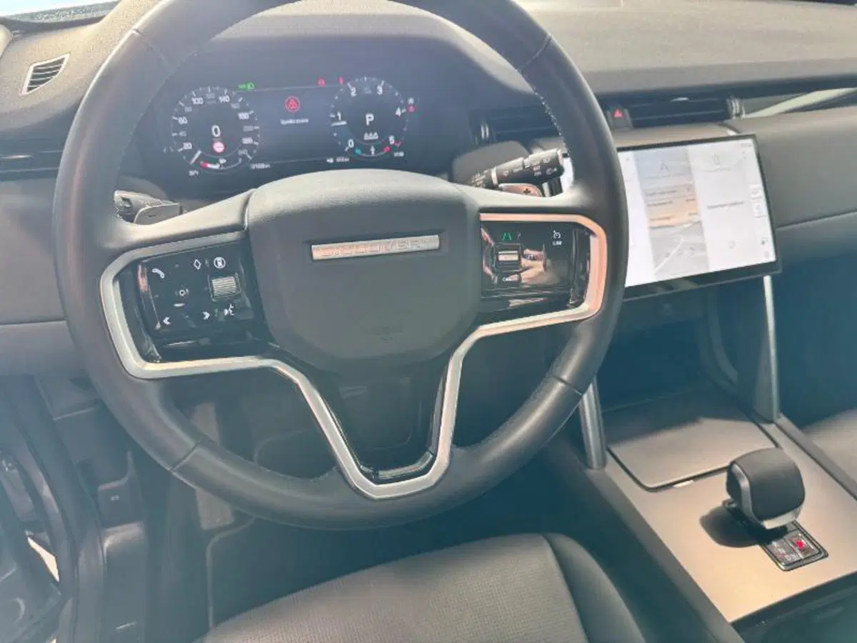Land Rover Discovery Sport usata a Venezia (18)