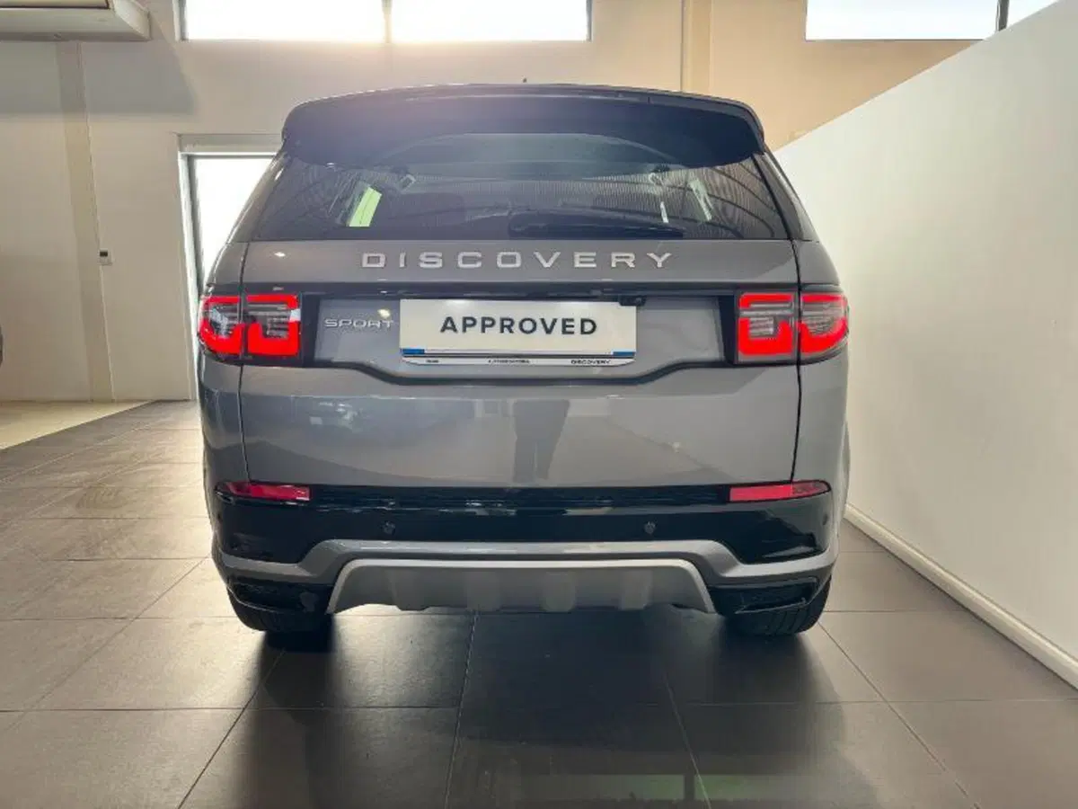 Land Rover Discovery Sport usata a Venezia (4)