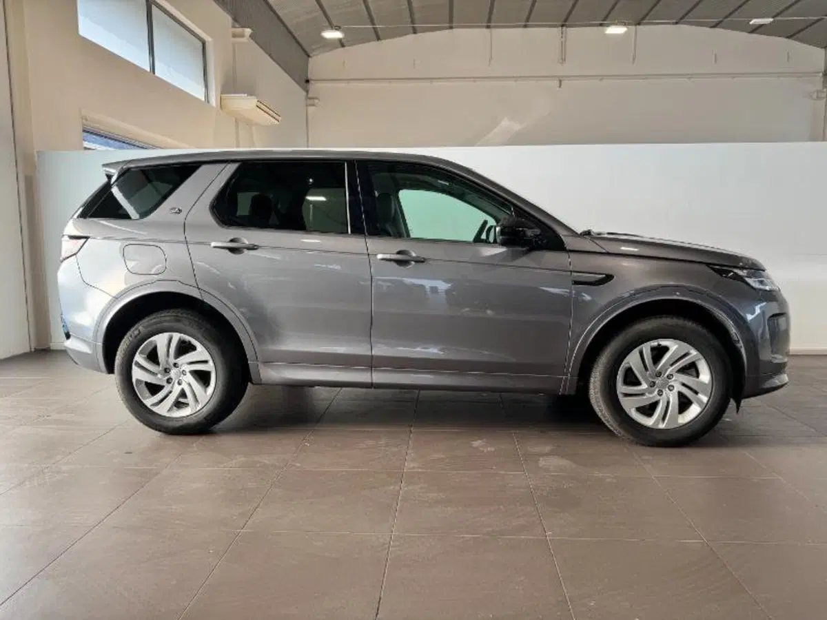 Land Rover Discovery Sport usata a Venezia (6)