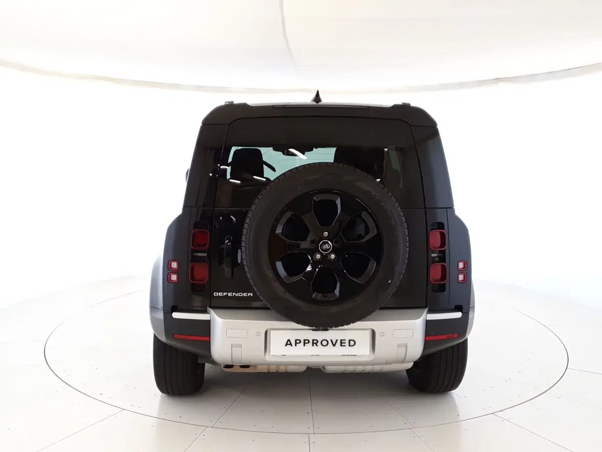 Land Rover Defender usata a Monza e Brianza (7)
