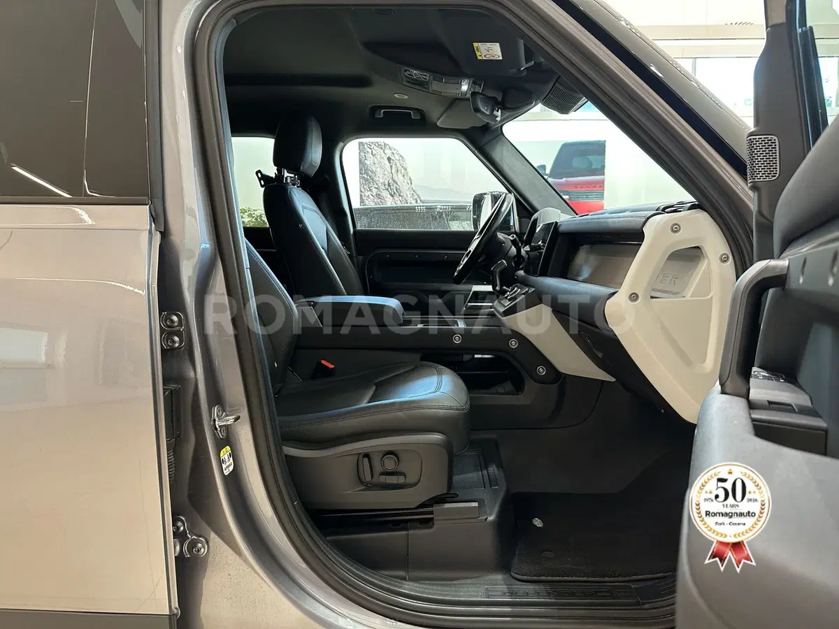Land Rover Defender usata a Forlì-Cesena (10)