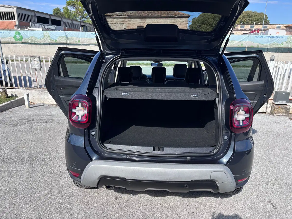 Dacia Duster usata a Ancona (11)