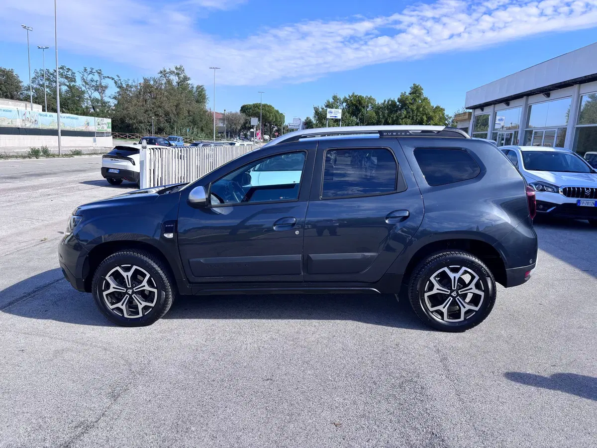 Dacia Duster usata a Ancona (8)