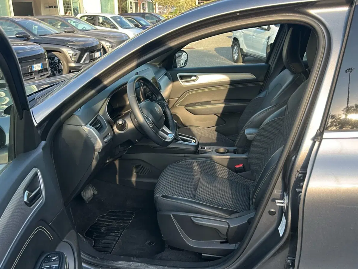 Renault Arkana usata a Roma (14)