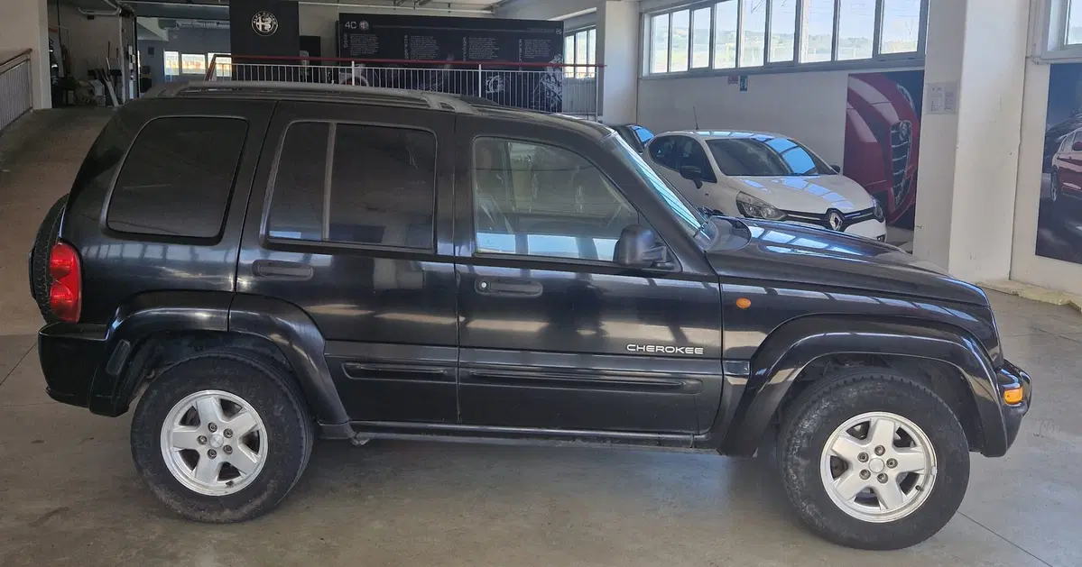 Jeep Cherokee usata a Terni (6)