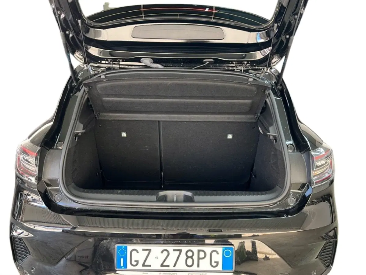 Renault Clio usata a Roma (10)