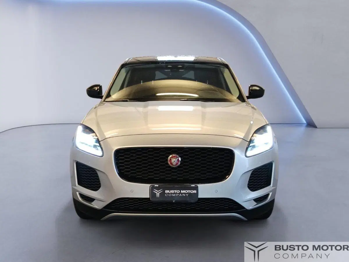 Jaguar E-Pace usata a Varese (2)