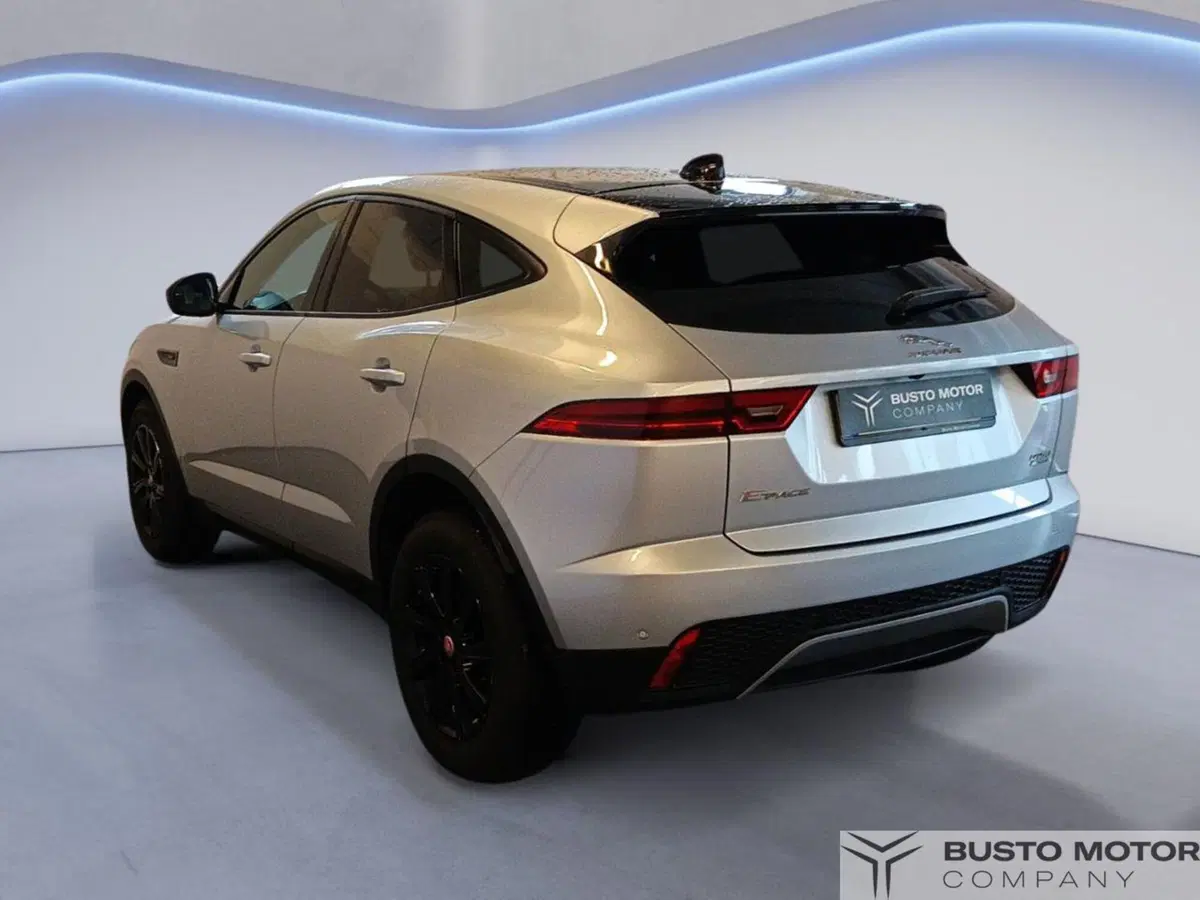 Jaguar E-Pace usata a Varese (4)