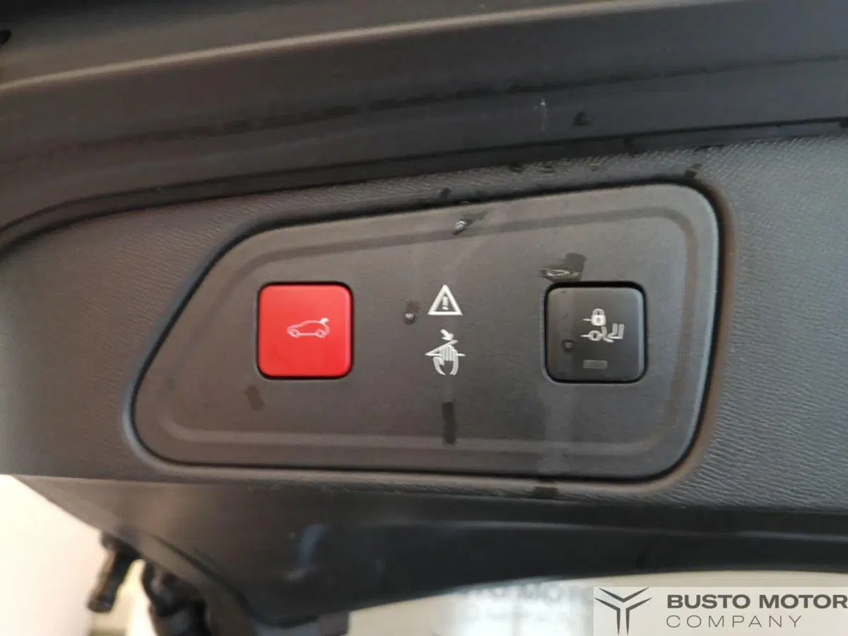 Peugeot 3008 usata a Varese (16)