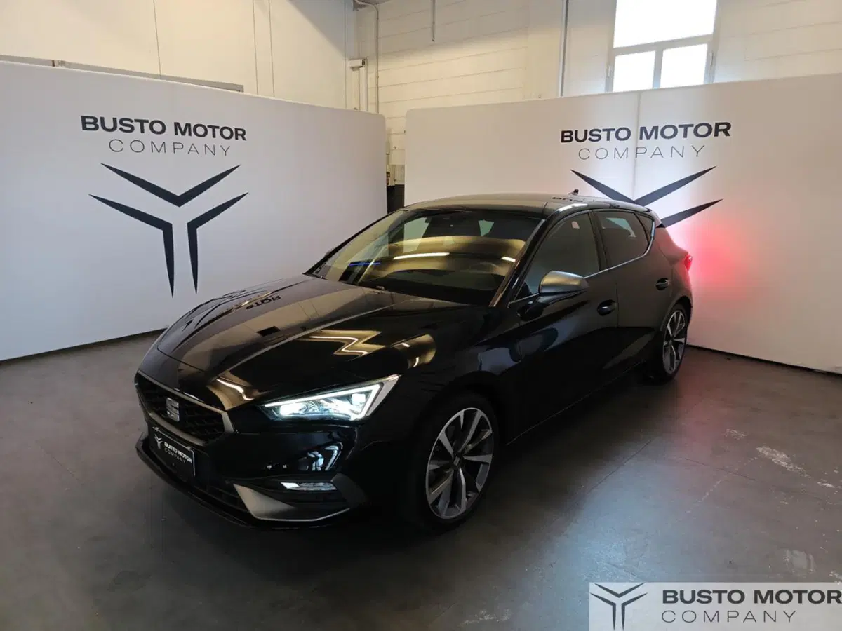 SEAT Leon usata a Varese (4)