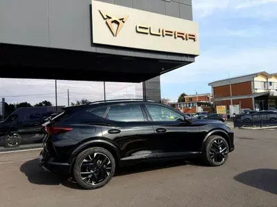 Cupra Formentor 1.5 e-hybrid Tribe Edition 204cv dsg nuova a Castenaso