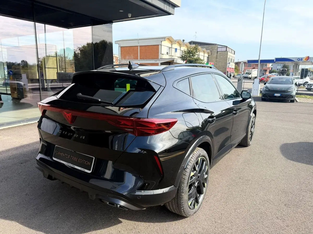 Cupra Formentor nuova a Bologna (7)